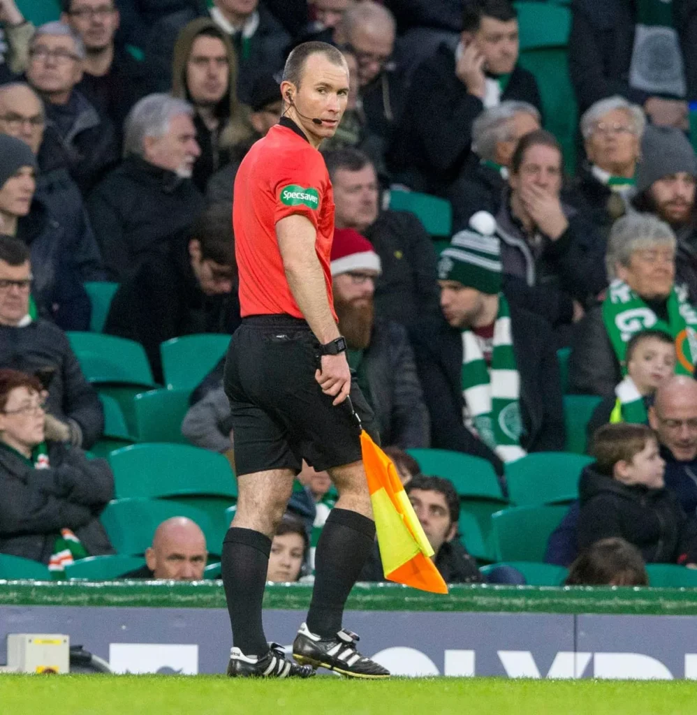 Assistant referee Frank Connor